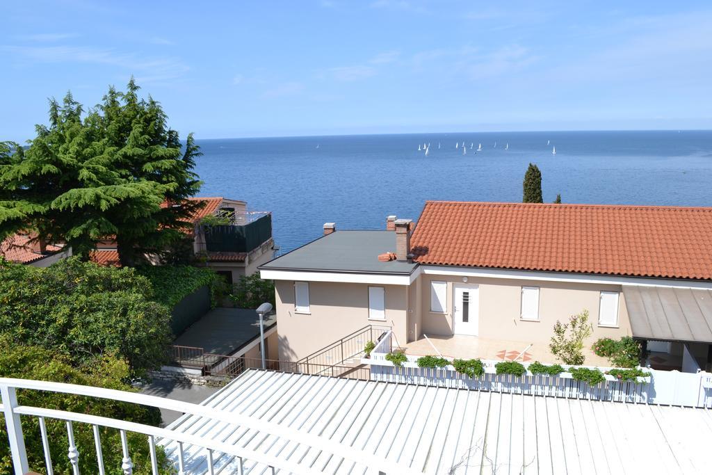 Apartment Jugo Piran Bagian luar foto