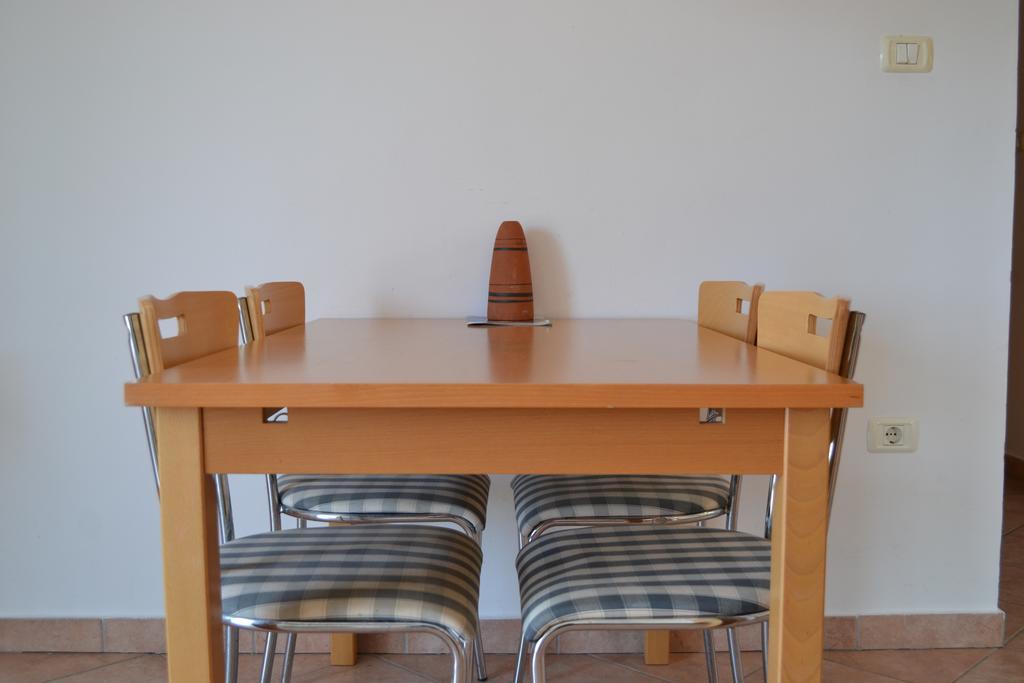 Apartment Jugo Piran Bagian luar foto