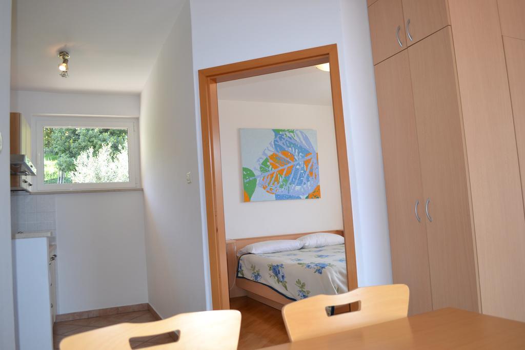 Apartment Jugo Piran Bagian luar foto