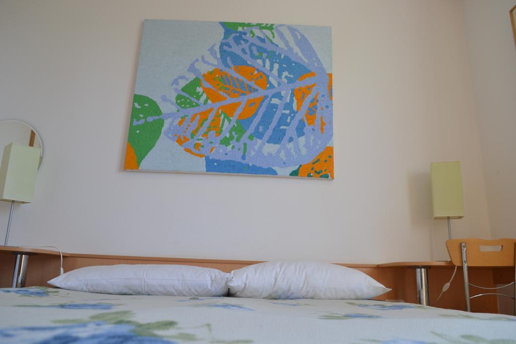 Apartment Jugo Piran Bagian luar foto